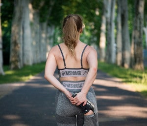 10 kilometer laufen frau dehnen
